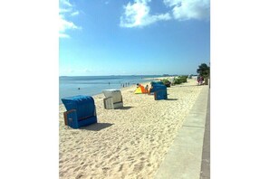 Beach - Holiday apartment with 2 bedrooms (Süderende auf Föhr)
