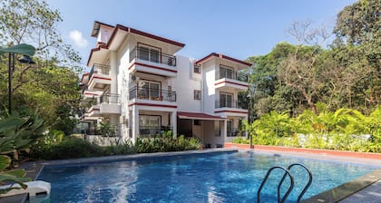 Bela Vista - 2BHK Balcony View Over Fields + Pool
