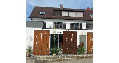 Seenest 3 Zi Wohnung