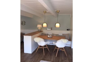 Dining - Holiday apartment with 2 bedrooms (Wrixum)