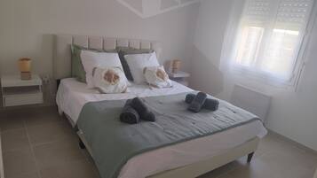 2 bedrooms, WiFi, bed sheets