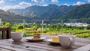 Tempat makan outdoor