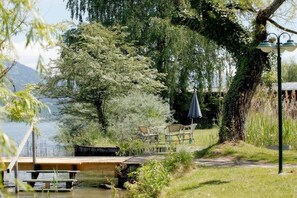 Outdoor dining - "Seehaus B" | Berger forest beach (Seeboden)