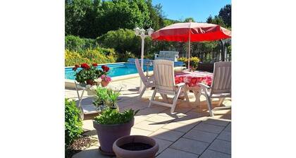 Knobloch with swimming pool