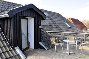 Outdoor dining - Holiday apartment with 1 bedroom (Grödersby)