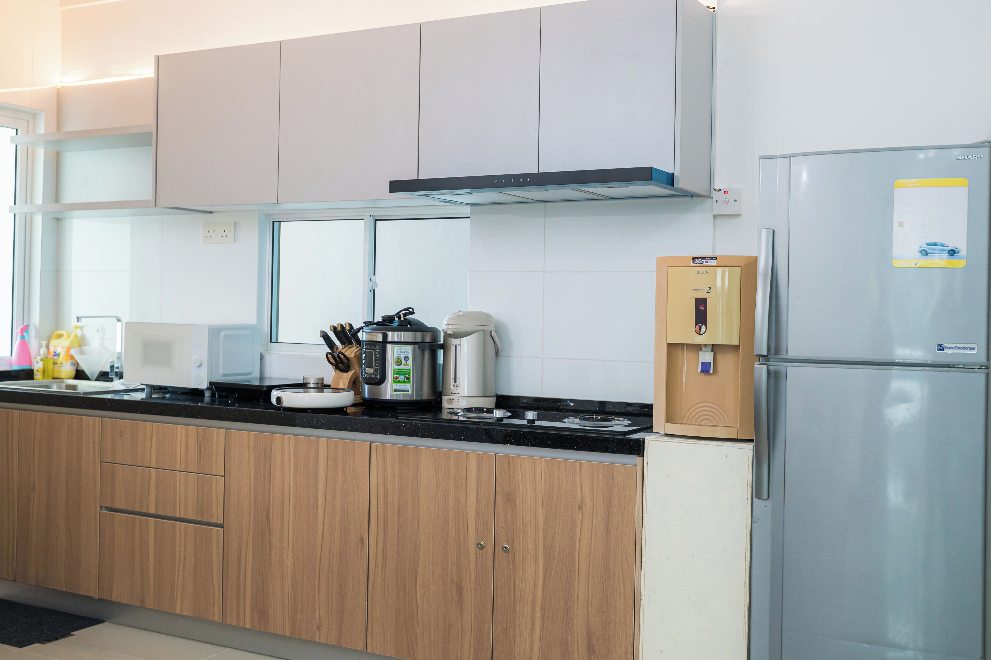 Apartamento básico, balcón, vistas a la colina