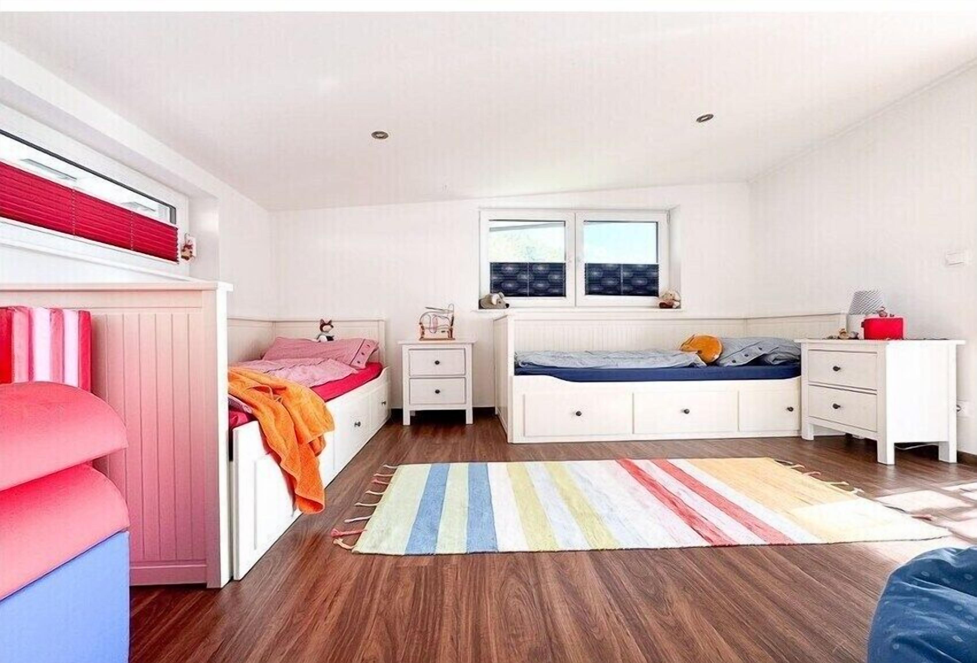 4 Schlafzimmer, Bügeleisen/Bügelbrett, Reisekinderbett, kostenloses WLAN