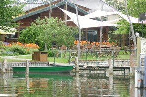 Outdoor dining - "Vacation by the lake" (Schwerin)