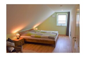Iron/ironing board, free WiFi, bed sheets - Holiday apartment with 1 bedroom (Gelting)