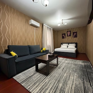 Deluxe Double or Twin Room | Living area - Hotel Mansuri (Almaty)