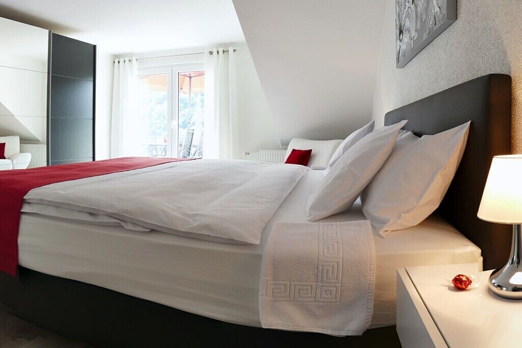 Ferros/tábuas de passar roupa, Wi-Fi de cortesia, roupa de cama