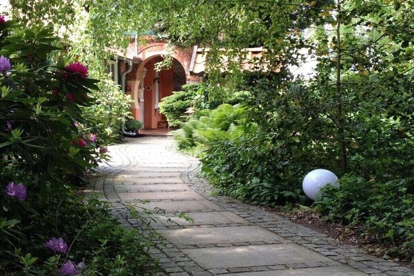 Property grounds - "At Schmidt's" in front (Kirchlinteln)