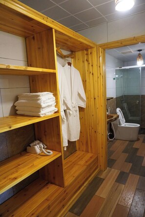 Junior Triple Room, Garden View | Bathroom | Slippers - LONG COC ECOLODGE (Long Coc)
