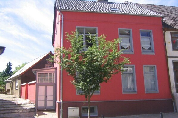 Esterni