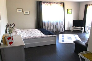 Room - Holiday apartment with 1 bedroom (Parchtitz)