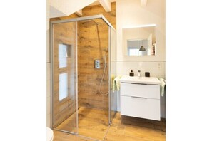 Bathroom - Cuddle corner || Wehr-Öflingen (Wehr-Öflingen)
