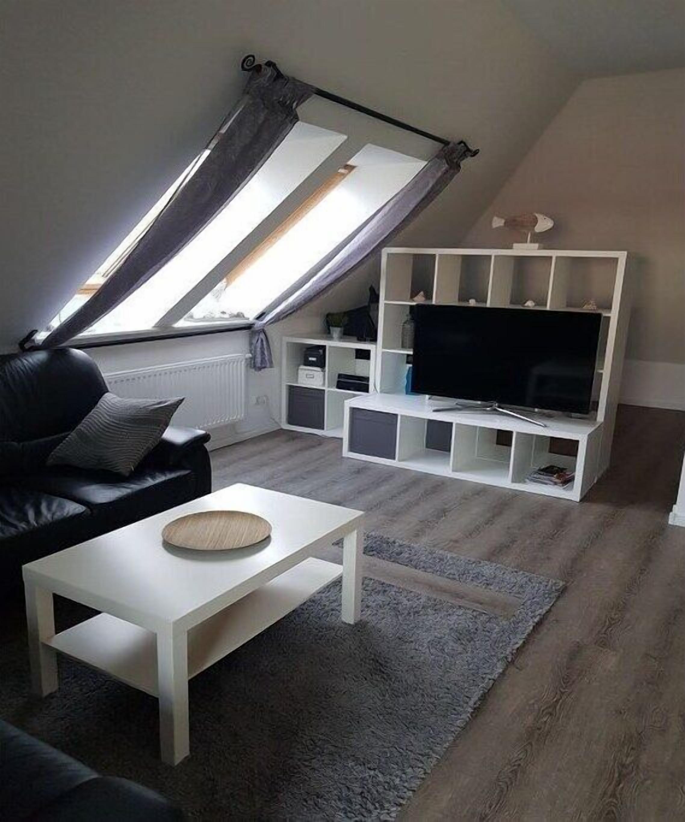 Smart-TV, Bücher