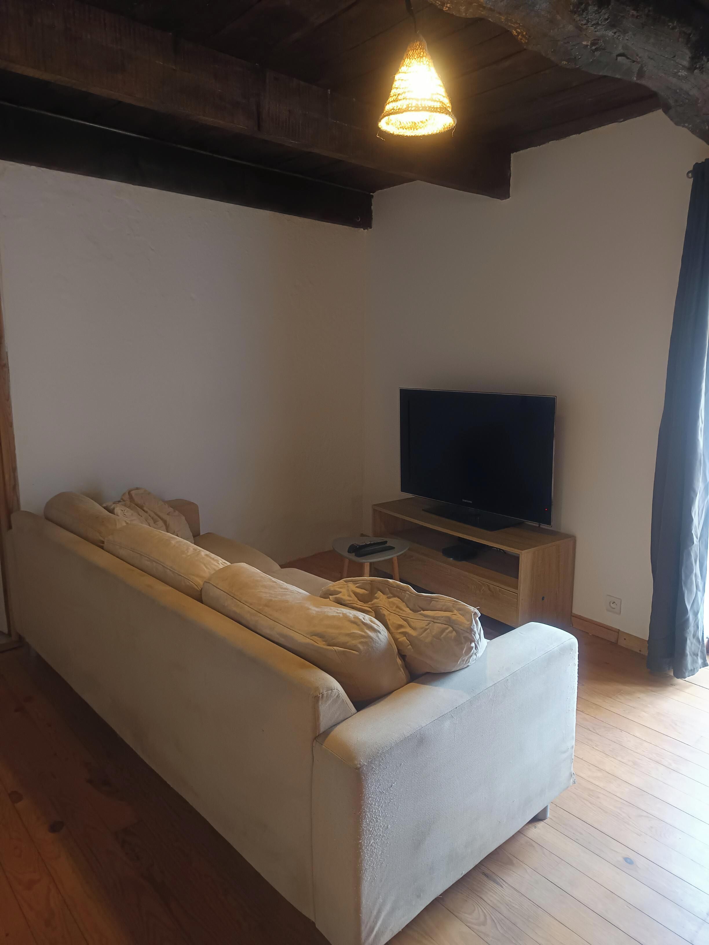 Maison En Pierre Charme Unique Et Confort Familial - Lodève