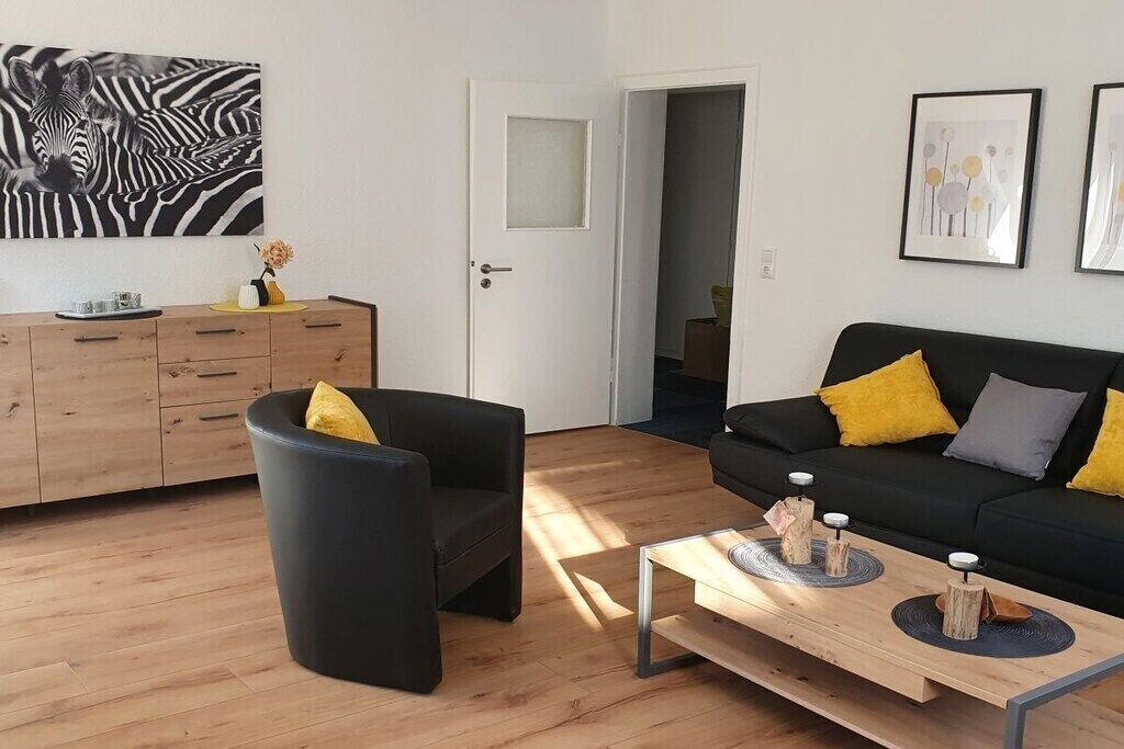 Smart-TV, DVD-Player, Bücher