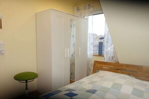 Iron/ironing board, free WiFi - Lighthouse on the sandy beach (Niedersachsen - Norden)