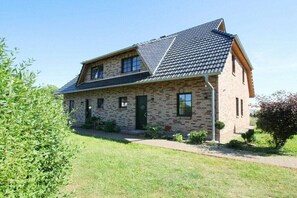 Exterior - Odin in a semi-detached house (Wiek auf Ruegen)
