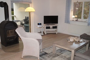 Smart TV, DVD player, books, stereo - Holiday home with 2 bedrooms (Kronsgaard)