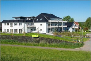 Exterior - To the garden side - 1.C/ 1.D (Drochtersen - Krautsand)