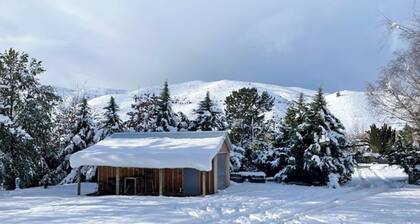 Wildwood Cottage | Cozy Secluded Stay