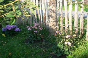 Property grounds - Holiday home with 2 bedrooms (Großheide-Westerende)