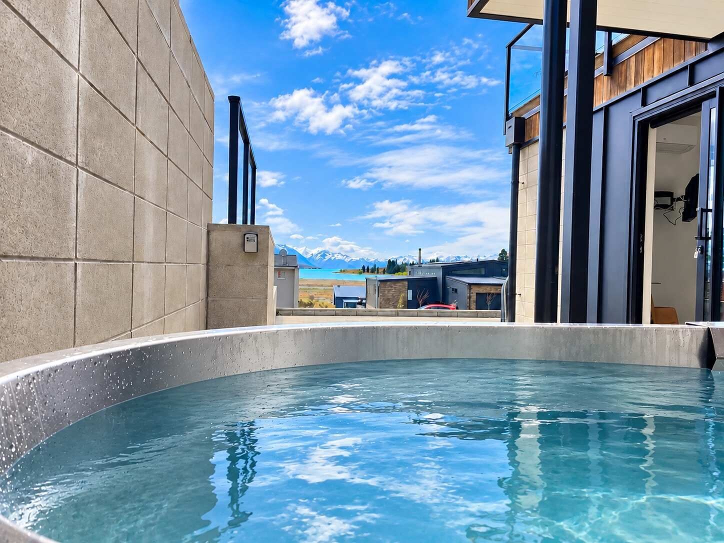 室外 SPA 浴池