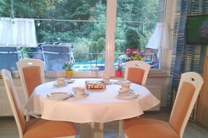 Dining - Holiday apartment with 1 bedroom (Bergisch Gladbach)