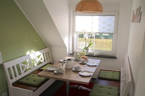 Dining - Holiday apartment with 2 bedrooms (Lübben)