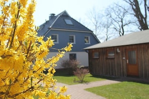 Property grounds - Beech Dream 1/4 in the Baltic Sea resort of Prerow (Prerow)