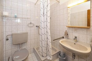 Dusj, såpe og toalettpapir