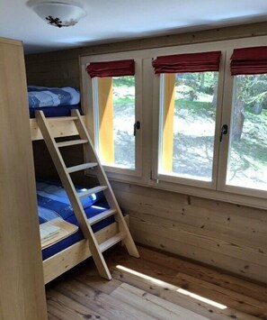 3 Schlafzimmer, kostenloses WLAN, Bettwäsche