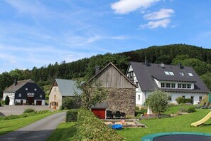 Exterior - Farm holiday apartment Eichhagen (Meschede)