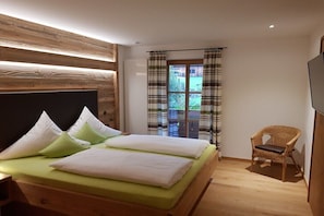 Iron/ironing board, travel cot, free WiFi, bed sheets - Country Life - Gröller Holiday Farm (Drachselsried)