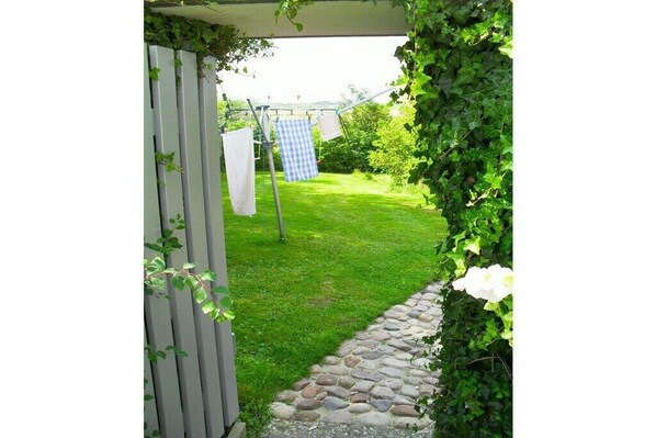 Property grounds - Canada-Hof - "de groode Wohnung" (Pellworm)