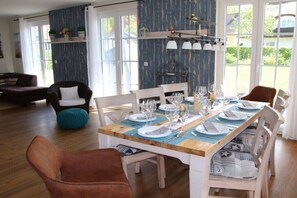 Dining - Holiday home in Glowe with sauna (Glowe)