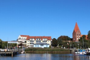 Marina - Holiday with a fisherman (Ostseebad Rerik)