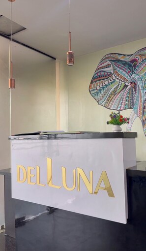 Lobby - Hotel Delluna (Greater Noida)