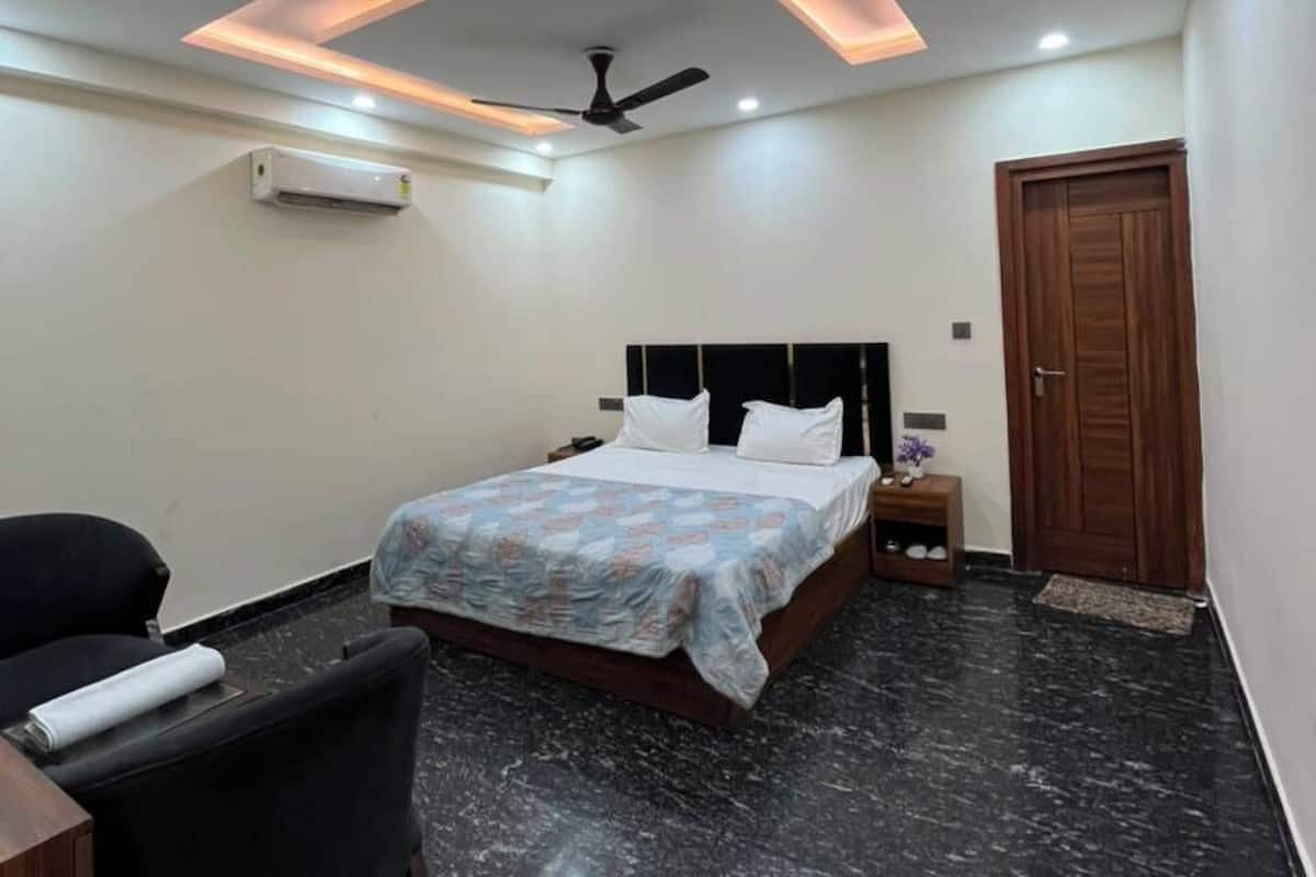 Deluxe Double Room, Balcony, Garden View | Wi-fi percuma 