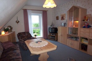 Smart TV, DVD player - Holiday apartment with 1 bedroom (Schwabstedt)
