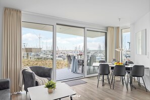 Dining - Modern apartment with exceptional sea view and balcony at Marina Wendtorf (Wendtorf)