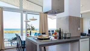 Unclassified image, 5 of 19, button - Hafenkrone Penthouse Holiday Flat with Sea View & Balcony Marina Wendtorf (Wendtorf)