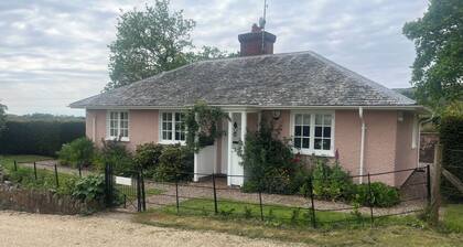 Cosy Lodge House set in the majestic Quantock Hills