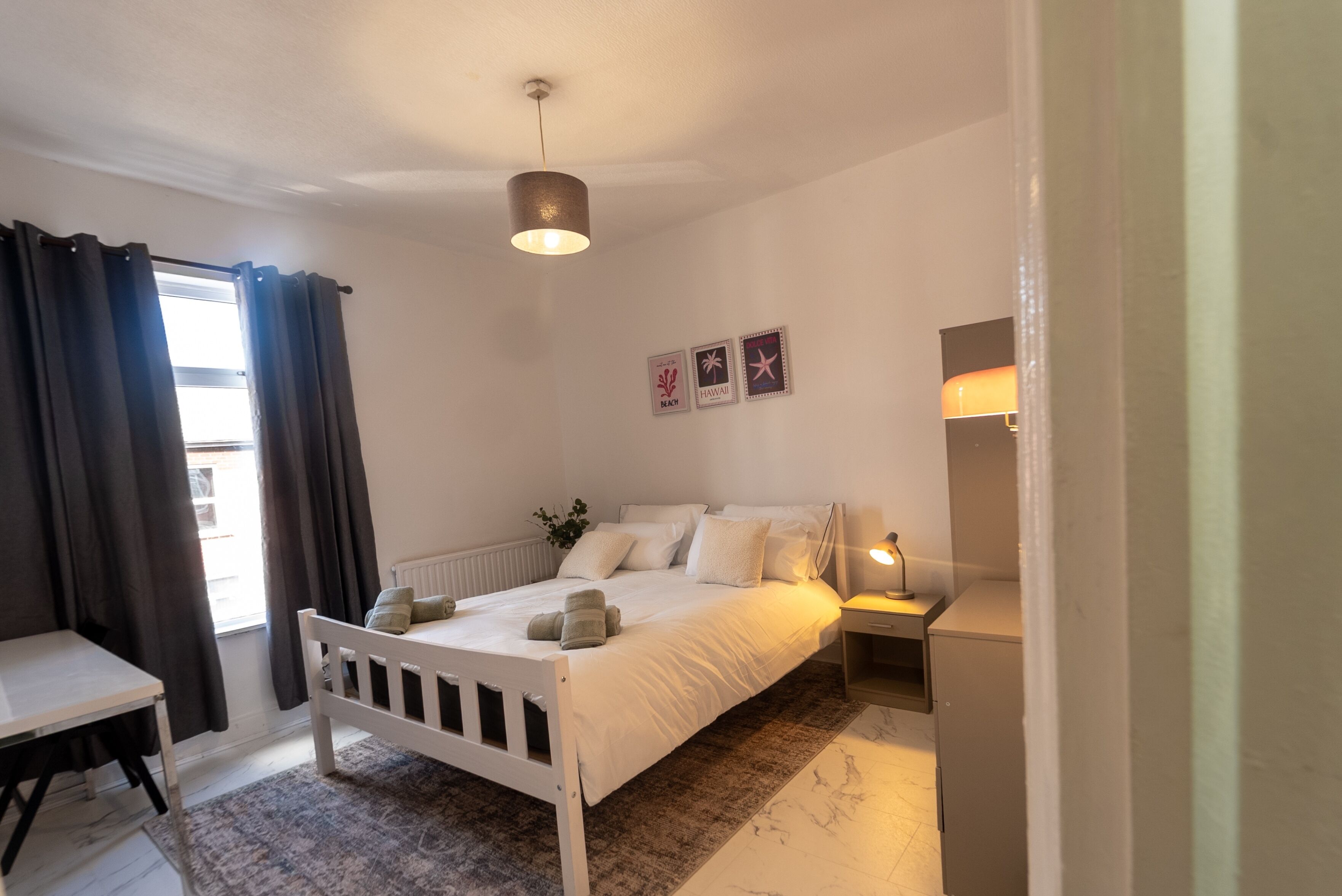 2 bedrooms, iron/ironing board, free WiFi, bed sheets