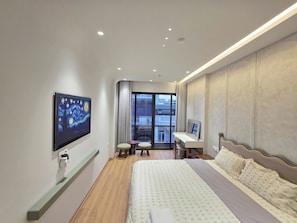 4 bedrooms, free WiFi, bed sheets