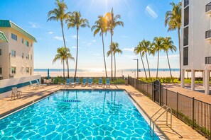 Pool - 2B/2B Beachfront Vacation Condo at SUNSET RESORT!  Spectacular Gulf Views! Heated Pool! (Fort Myers Beach)