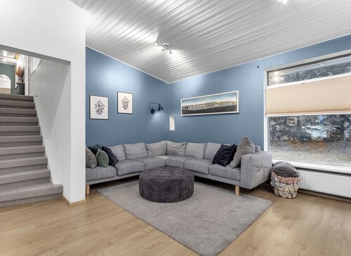 Spacious and family friendly house with Spa area in Reykjavik